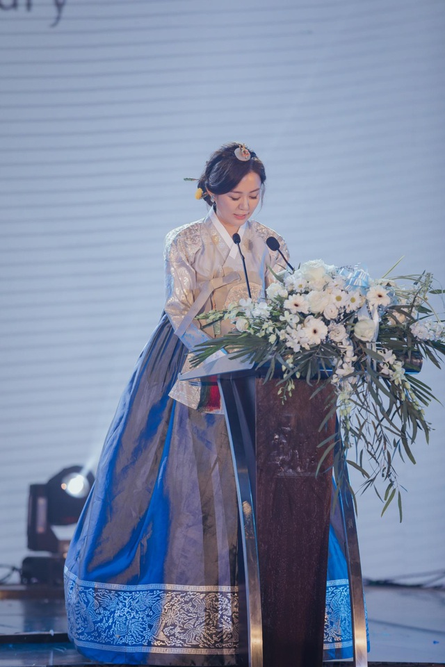 Thương hiệu Viện Thẩm Mỹ nổi tiếng Hàn Quốc etoile de seoul chính thức ra mắt tại Việt Nam - Ảnh 2.