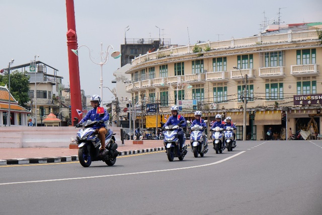 Bật mí lí do người người, nhà nhà “đổ xô” đi mua xe máy Yamaha trong dịp tết Canh Tý 2020 - Ảnh 2.