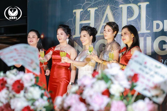 Đêm tiệc ngàn sao “Hapi Dream Night” tinh tế và sang trọng của công ty mỹ phẩm Hapi Group - Ảnh 9.