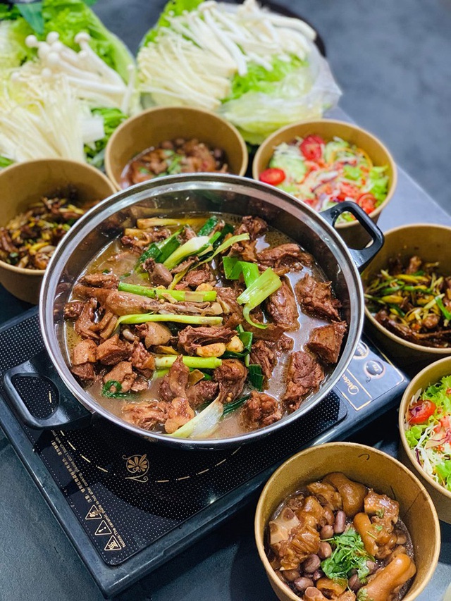 Khám phá món lẩu vịt khô Hồng Kông đặc biệt khiến dân sành ăn mê như điếu đổ - Ảnh 3.