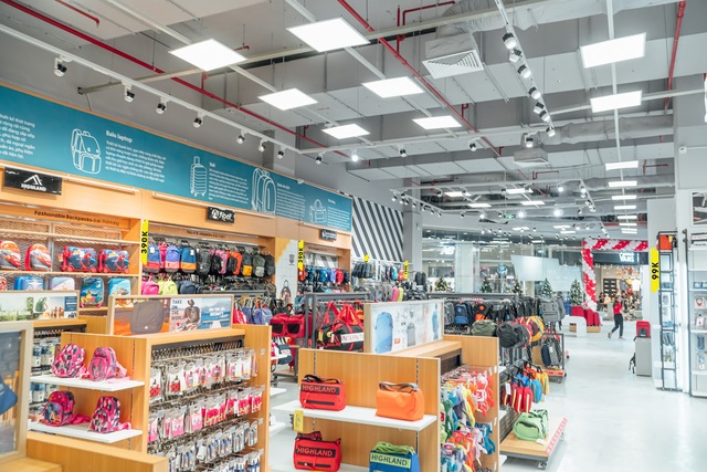 LUG mở Mega Store quy mô 789m2 lớn nhất tại AEON Hà Đông: rất nhiều sản phẩm hành lý quốc tế nổi tiếng, giá hợp lý - Ảnh 4.