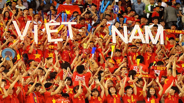 Trước thềm trận đấu Việt Nam – Campuchia: Cùng nhau vang tiếng hét cổ vũ cho đội tuyển - Ảnh 1.