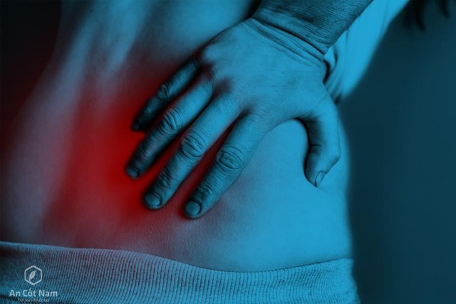 Đau lưng là bệnh gì? Nguyên nhân và cách điều trị được chuyên gia khuyên dùng - Ảnh 1.