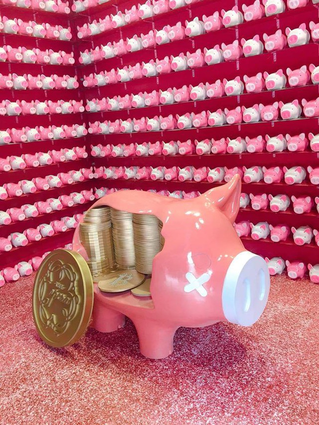 Bức tường lợn hồng 1.000 con si&ecirc;u cute được giới trẻ check-in rần rần dịp đầu năm Kỷ Hợi - Ảnh 10.