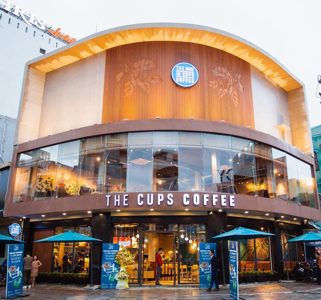 Khám phá không gian chuỗi cửa hàng “vạn người mê” của The Cups Coffe - Ảnh 2.