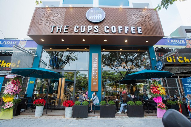 Khám phá không gian chuỗi cửa hàng “vạn người mê” của The Cups Coffe - Ảnh 4.