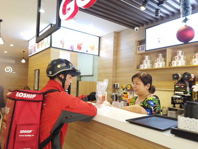 Với chiến lược freeship, ứng dụng giao đồ ăn Việt Loship đã đạt kỷ lục số cửa hàng ăn uống  - Ảnh 4.
