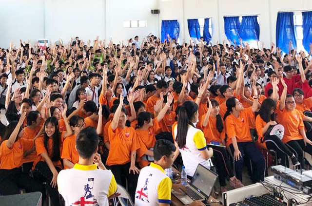 Học sinh Nguyễn Tr&atilde;i &ldquo;sướng như ti&ecirc;n&rdquo; với chương tr&igrave;nh học m&agrave; chơi cực mới lạ - Ảnh 4.