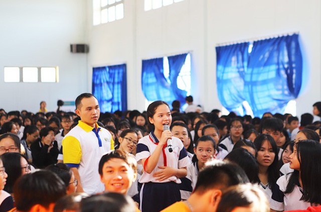 Học sinh Nguyễn Tr&atilde;i &ldquo;sướng như ti&ecirc;n&rdquo; với chương tr&igrave;nh học m&agrave; chơi cực mới lạ - Ảnh 5.