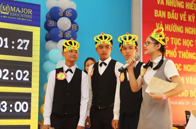 Học sinh Nguyễn Tr&atilde;i &ldquo;sướng như ti&ecirc;n&rdquo; với chương tr&igrave;nh học m&agrave; chơi cực mới lạ - Ảnh 8.