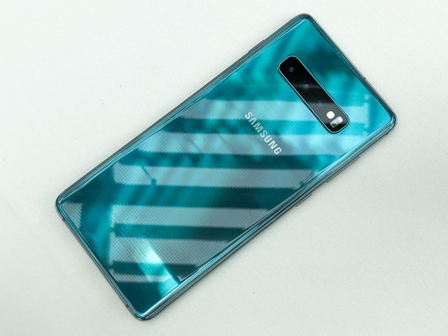 T&ocirc;i kh&ocirc;ng c&ograve;n sử dụng laptop khi đi c&ocirc;ng t&aacute;c từ khi chuyển sang Galaxy S10 - Ảnh 1.
