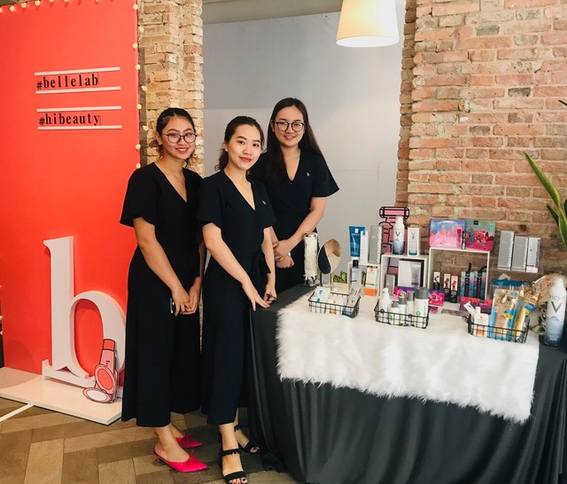 Pop-up store: Nơi chị em có thể thảnh thơi nhâm nhi café và tận hưởng phong cách làm đẹp chuyên nghiệp - Ảnh 2.