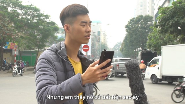 Giới trẻ &ldquo;h&aacute; hốc&rdquo; với chiếc điện thoại camera &ldquo;t&agrave;ng h&igrave;nh&rdquo; - Ảnh 3.