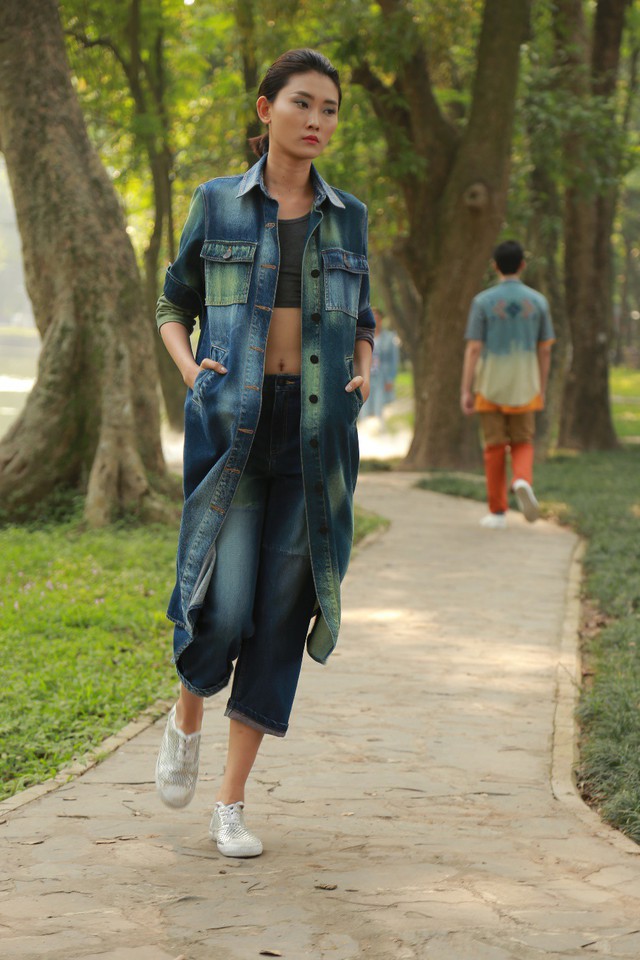 Văn hóa thổ cẩm xuất hiện tại Tuần lễ thời trang Việt Nam Thu Đông 2019 - Ảnh 2.