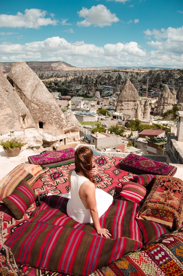 Ghé thăm miền cổ tích muôn màu Cappadocia - Ảnh 2.