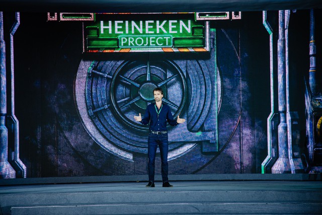 Trình diễn ánh sáng đỉnh cao tại 2 tòa nhà biểu tượng của Sài Gòn, Heineken Silver ra mắt đầy ấn tượng - Ảnh 3.