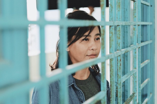 Hạnh ph&uacute;c của mẹ: Đẫm nước mắt song vẫn tr&agrave;n ngập m&agrave;u sắc lạc quan - Ảnh 5.