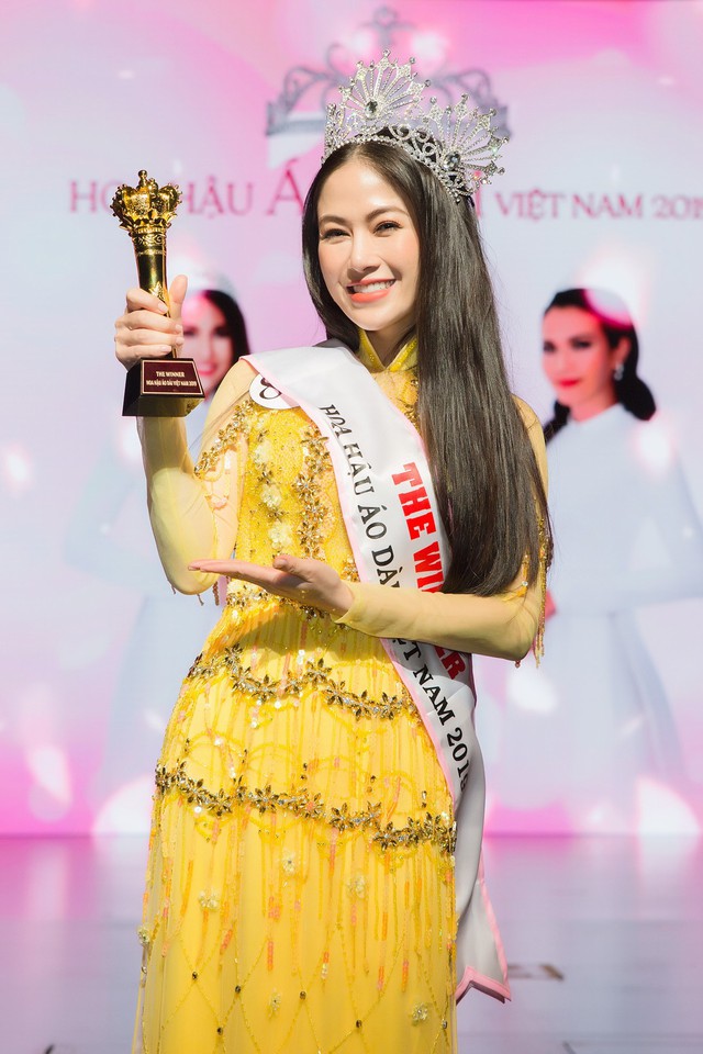Giọng ca Sao Mai đăng quang Hoa hậu Áo dài Việt Nam 2019 - Ảnh 1.