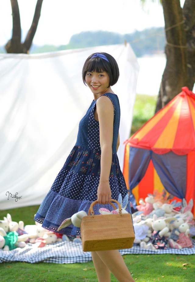 Mặc g&igrave; v&agrave;o th&aacute;ng 4 về, gi&oacute; h&aacute;t m&ugrave;a h&egrave;, đặc biệt khi những đợt nghỉ d&agrave;i sắp đến? - Ảnh 6.