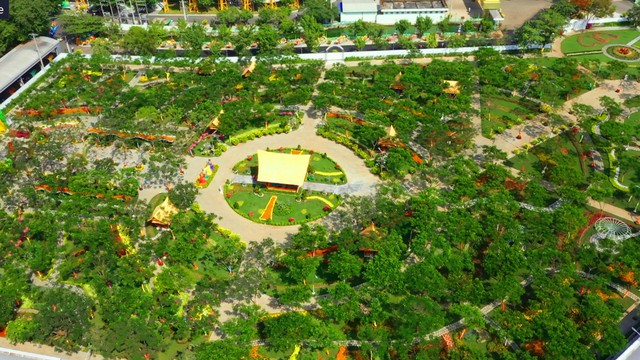 M&ugrave;ng 10 th&aacute;ng ba: Suối Ti&ecirc;n ưu đ&atilde;i gi&aacute; v&eacute; mạnh d&agrave;nh cho du kh&aacute;ch - Ảnh 8.