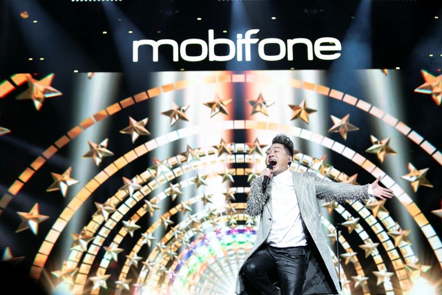 Mobifone “gửi trọn yêu thương” – Đêm nhạc của sự ấm áp và lan tỏa - Ảnh 5.