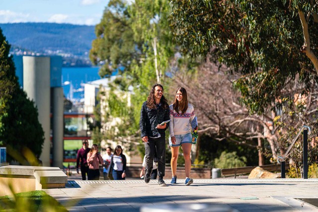 Trao đổi về học bổng 10 - 50% cùng University of Tasmania, Úc - Ảnh 2.
