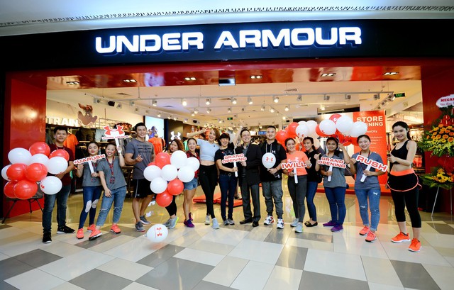 Khai trương cửa hàng thời trang thể thao Under Armour tại SC VivoCity - Ảnh 2.