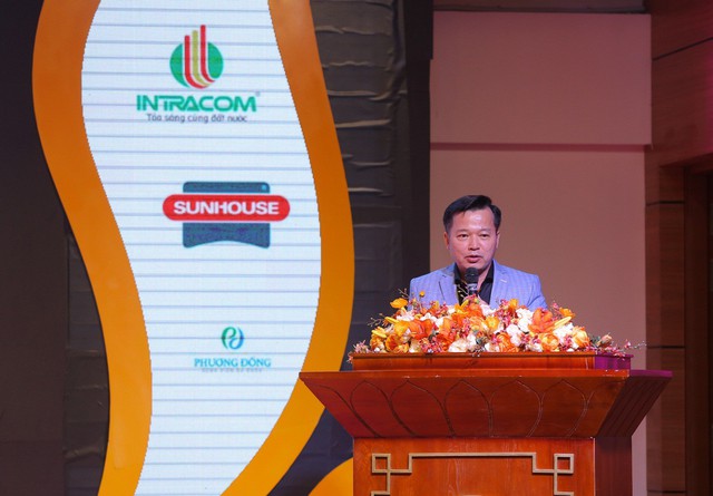 Shark Phú bắt tay cùng Shark Việt trong thương vụ hợp tác phát triển toàn diện - Ảnh 2. Shark Phú bắt tay cùng Shark Việt trong thương vụ hợp tác phát triển toàn diện - Ảnh 2.
