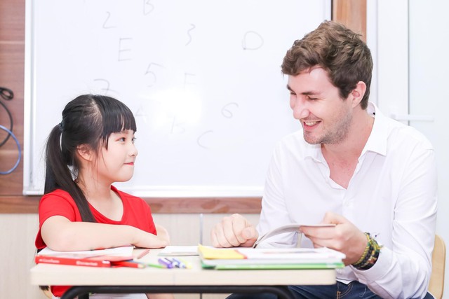Đâu là cách để nâng cao năng lực cho học sinh thi vào trường lớp chuyên ngoại ngữ? - Ảnh 3.