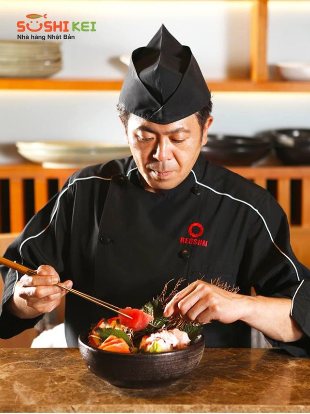 Khó tin: Cá ngừ 100kg và màn trình diễn chế biến chuyên nghiệp ngay tại nhà hàng Nhật - Ảnh 4.