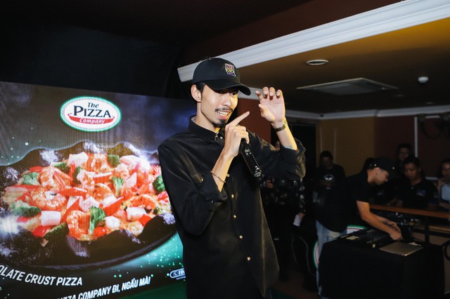 Đen Vâu góp mặt trong sự kiện ra mắt pizza mới khiến fan đi từ bất ngờ đến phấn khích tột đỉnh - Ảnh 8.