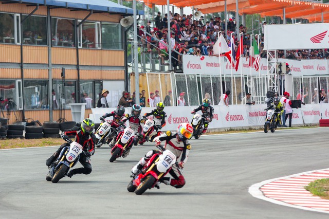 Khai pháo giải đua mô tô VMRC 2019 - Ảnh 3.
