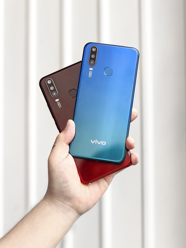Vivo Y15 - Smartphone pin trâu xài lâu đang “sốt” với đợt sale sâu mở màn 700.000đ - Ảnh 1.