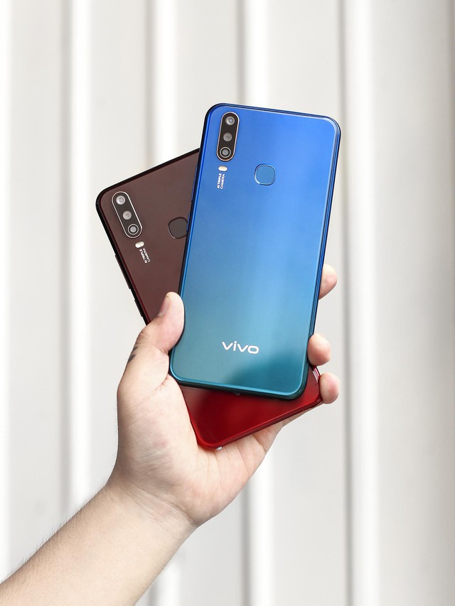 Vivo Y15 - Smartphone pin trâu xài lâu đang “sốt” với đợt sale sâu 700.000đ - Ảnh 1.