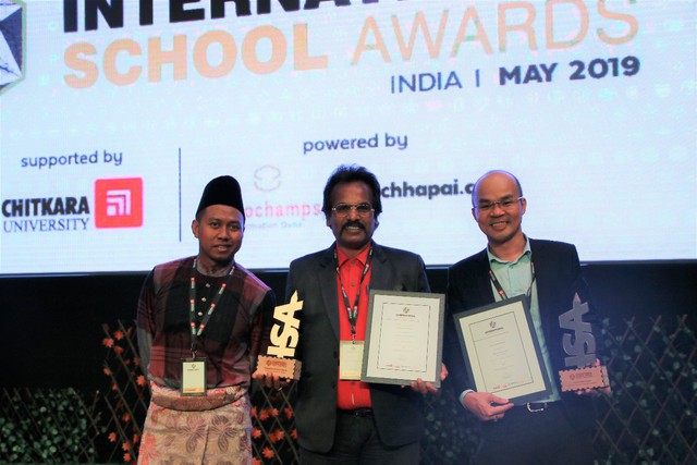 NHG nhận giải thưởng quốc tế về công nghệ trong trường học - Ảnh 2.