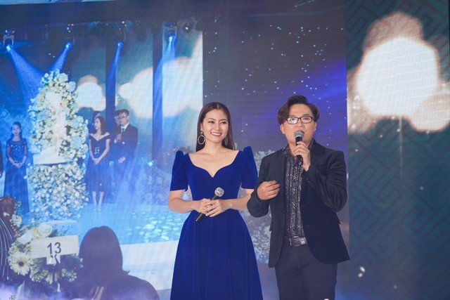 Người mẫu Thúy Hạnh, diễn viên Cát Phượng, Hải Yến cùng dàn nghệ sĩ Việt xuất hiện rạng ngời tại sự kiện - Ảnh 2.
