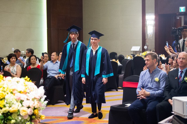 Lễ tốt nghiệp &ldquo;đẹp như mơ&rdquo; của học sinh trường quốc tế tại Việt Nam - Ảnh 11.