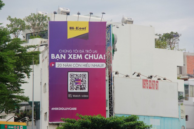 Billboard - Chiến dịch truyền tình cảm từ Hikool Việt Nam - Ảnh 3.
