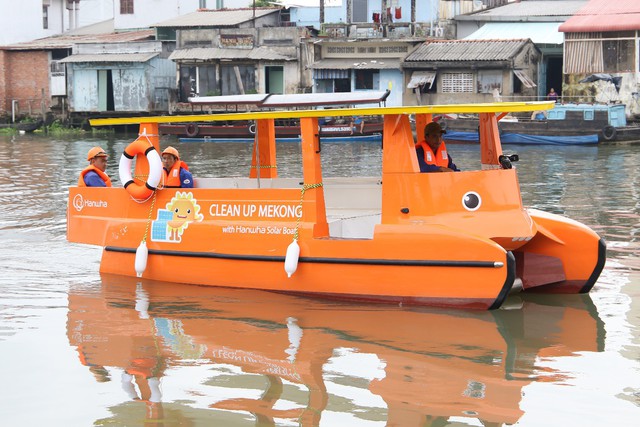 Khám phá sức mạnh “người hùng dọn rác” mang tên Hanwha Solar Boat - Ảnh 4.