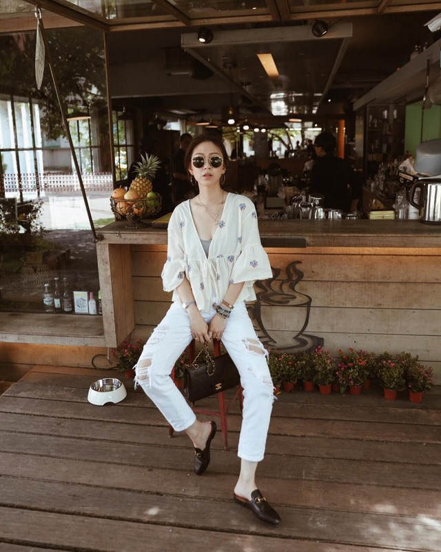 Thời trang đi l&agrave;m qu&aacute; nh&agrave;m ch&aacute;n, những mẫu gi&agrave;y n&agrave;y sẽ &ldquo;sang chảnh h&oacute;a&rdquo; c&aacute;c n&agrave;ng c&ocirc;ng sở - Ảnh 4.
