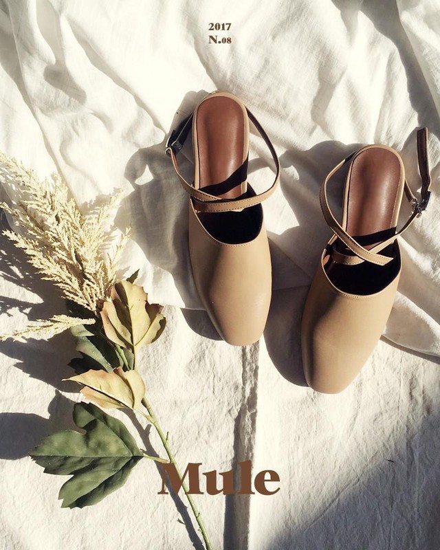 Thời trang đi làm quá nhàm chán, những mẫu giày này sẽ “sang chảnh hóa” các nàng công sở - Ảnh 8.