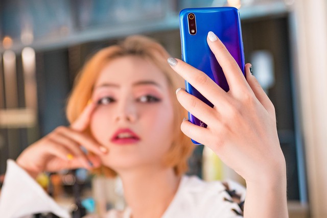 Hãy luôn biến hoá, toả chất riêng với Realme smartphone - Ảnh 10.