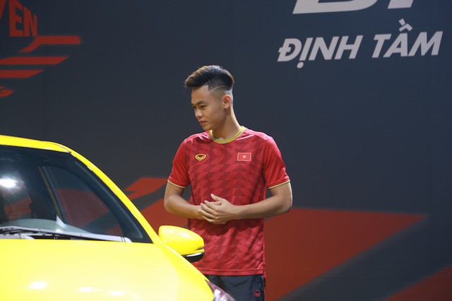 Cầu thủ đội tuyển Việt Nam th&iacute;ch th&uacute;, muốn tậu Honda Brio mới ra mắt - Ảnh 7.