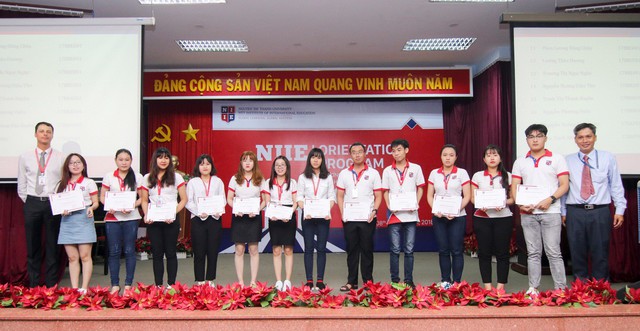 &ldquo;Săn&rdquo; học bổng bằng học bạ: Tại sao kh&ocirc;ng? - Ảnh 1.