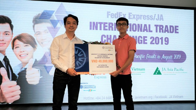 Cầm ngay học bạ lớp 12 đến trường đại học n&agrave;y, cơ hội học bổng trong tay sĩ tử - Ảnh 1.
