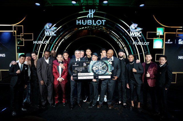 Dấu ấn Việt Nam trên chiếc đồng hồ Hublot Classic Fusion WBC độc bản - Ảnh 1.