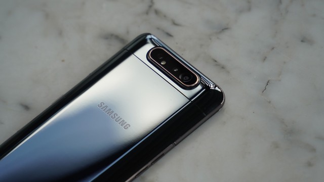 Vì sao Samsung Galaxy A80 là mẫu smartphone người dùng trẻ không thể bỏ qua? - Ảnh 1.