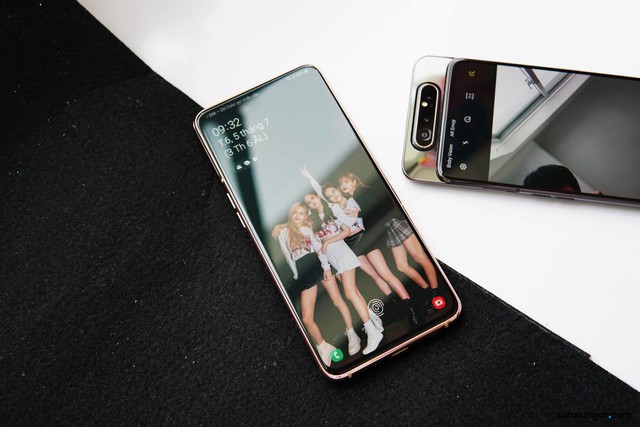 Từ fan BlackPink tới tín đồ sành điệu sẽ ngây ngất trước bộ quà tặng kèm Galaxy A80 - Ảnh 3.