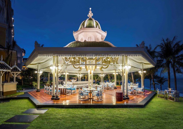 Tạp chí Travel + Leisure vinh danh JW Marriott Phu Quoc Emerald Bay xếp thứ 6/100 khu nghỉ dưỡng tốt nhất thế giới - Ảnh 7.