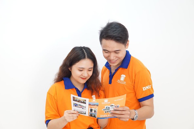 “Vượt rào” tuyển sinh, các trường sẽ bị Bộ GD&ĐT xử lý - Ảnh 2.